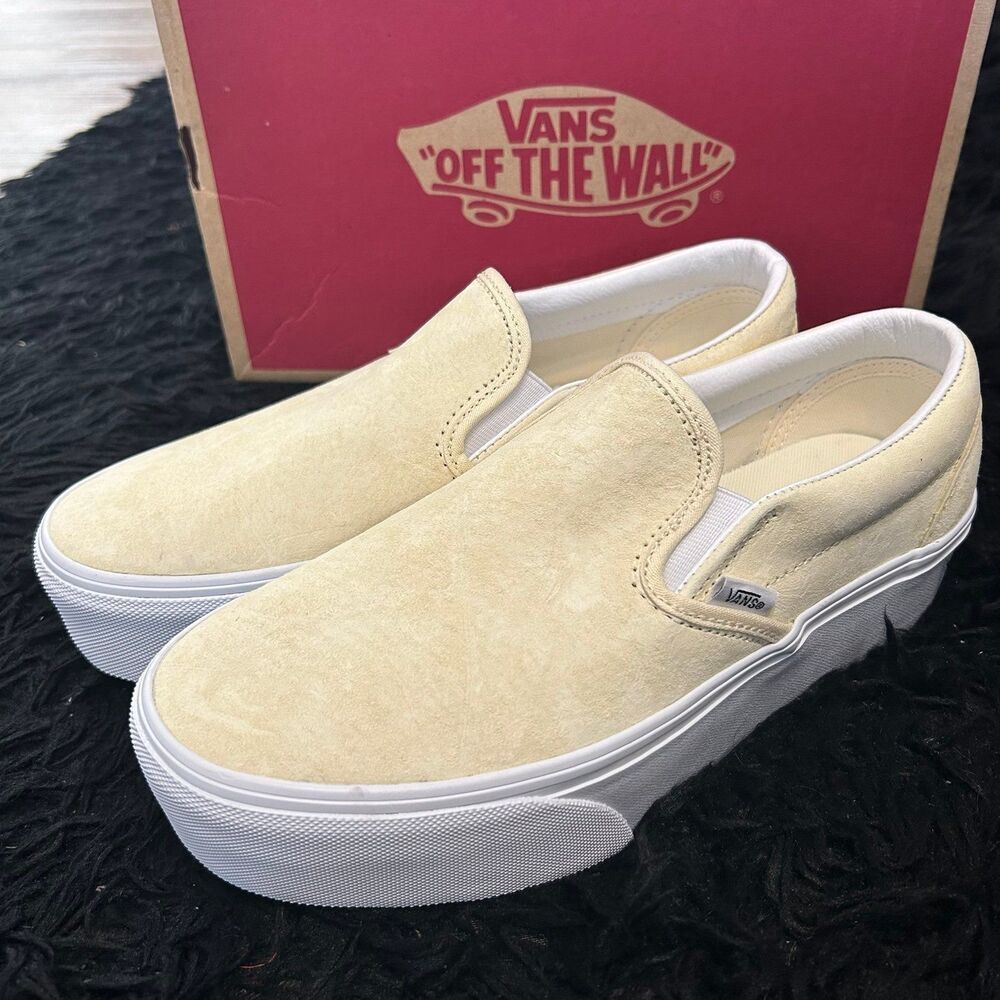 VANS stackform platform suede slip on shoes sneakers women’s 9 new